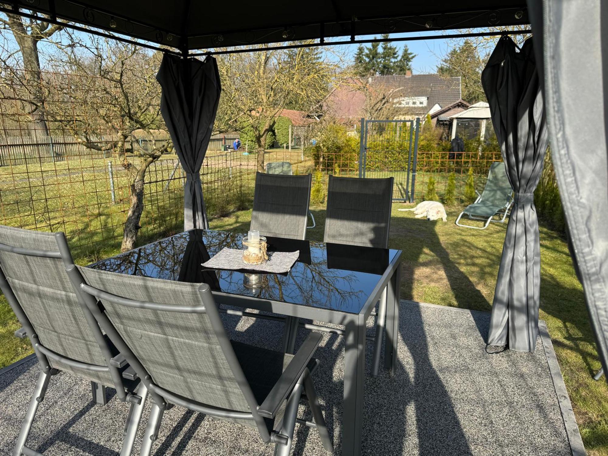 Ferienwohnung Am See Dillich - Eigener Garten - Ruhige Lage - Natur Vor Der Haustuer Borken  Exterior foto
